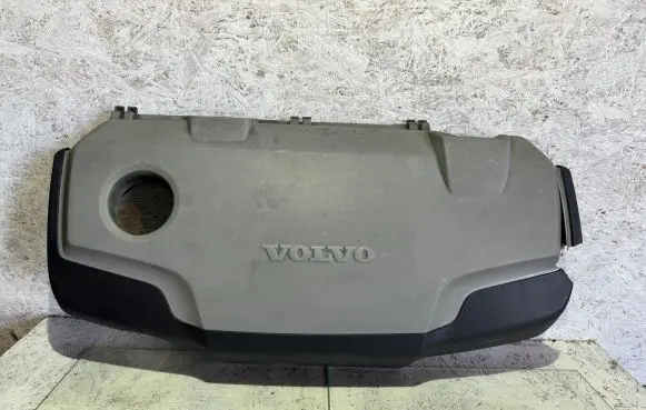 Volvo XC90 Engine cover (trim)