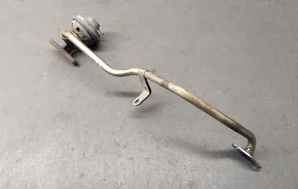 Volkswagen Golf IV Brake booster pipe/hose 036N