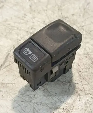 Volvo V70 Windscreen/window heater switch 9162952 98W08K