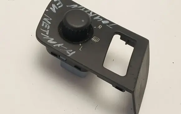 Volkswagen Touran I Wing mirror switch 1T2959552