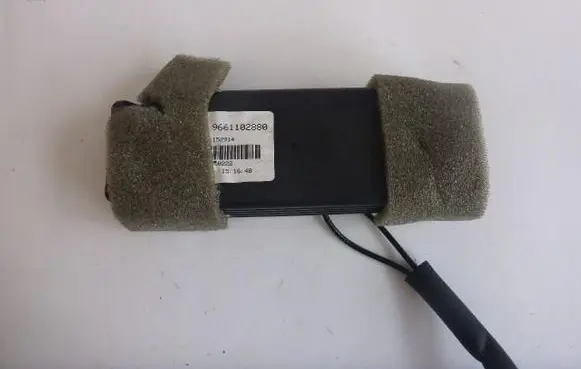 Peugeot 308 Antenna control unit 9661102880