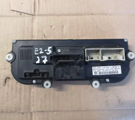 Volkswagen Golf VI Climate control unit 3C8907336H 5HB00975110
