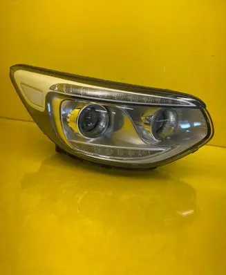 KIA Soul Headlight/headlamp 92102-B2