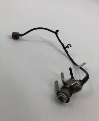 Volkswagen PASSAT B8 AdBlue injector 04l131113p