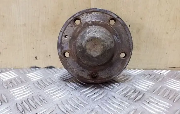 Volvo S70 V70 V70 XC Rear wheel hub