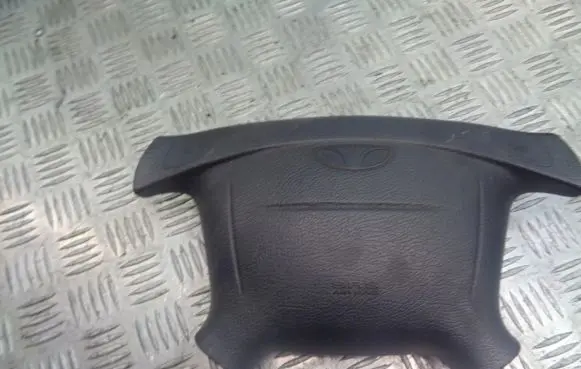 Chevrolet Rezzo Steering wheel airbag