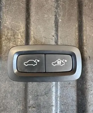 Volvo V60 Tailgate/trunk/boot open switch 31674801 8888780750
