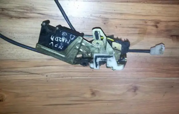 Mazda MPV Rear door lock