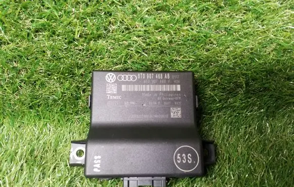Audi A4 S4 B8 8K Gateway control module 8T0907468AB 8T0907468H