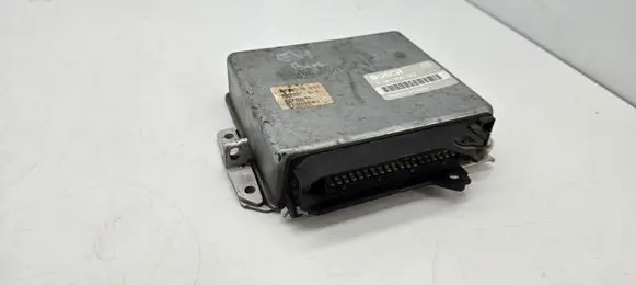 BMW 5 E34 Engine control unit/module 0261200173