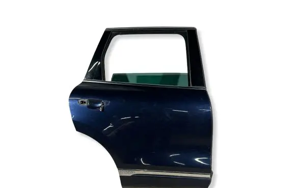 Volkswagen Touareg II Rear door 7P0833312 7P0833056B 7P0833056A