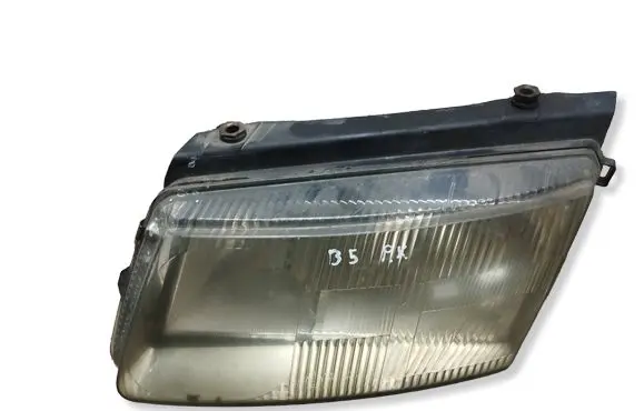 Volkswagen PASSAT B5 Headlight/headlamp 