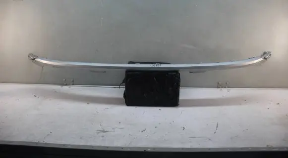 Front bumper lip
