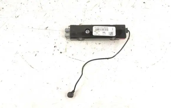 Mercedes-Benz G W461 W463 1st Gen Aerial antenna amplifier 4638203389 A4638203389