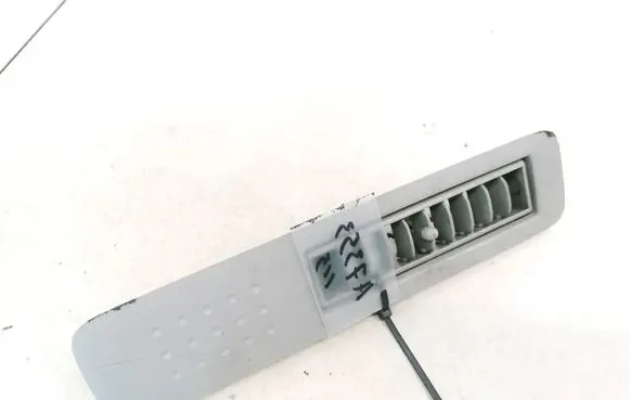 Toyota Avensis Verso Dash center air vent grill 6362444020 63624-44020