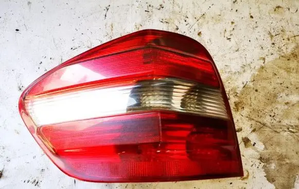Mercedes-Benz ML W164 Rear/tail lights 404121l 404181l
