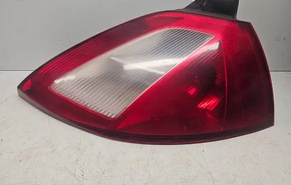 Renault Megane II Rear/tail lights 8200073237