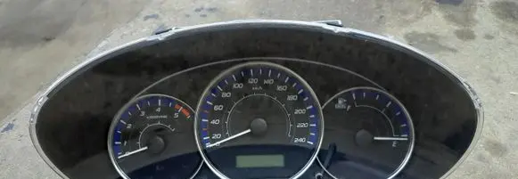 Speedometer (instrument cluster)
