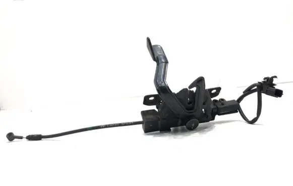 Hyundai i20 (GB IB) Engine bonnet/hood lock/catch 81130C8010