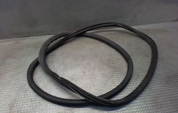 Citroen Jumpy Front door rubber seal 9806514880