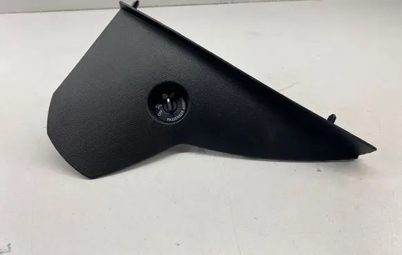 Dacia Sandero III Dashboard side end trim 689205095R