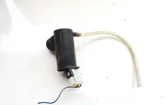 Toyota Corolla E120 E130 Windscreen/windshield washer pump