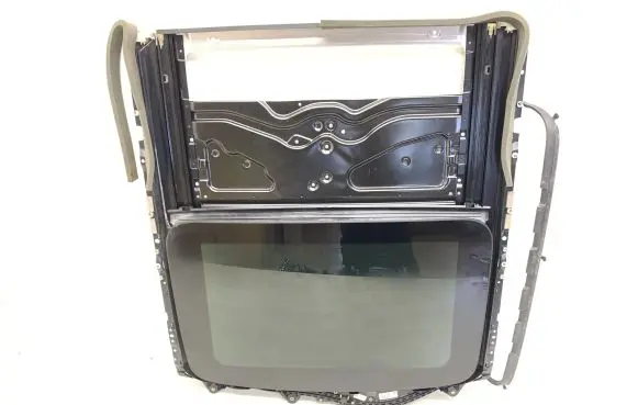 BMW 5 G30 G31 G38 Sunroof set 8065030 1266529