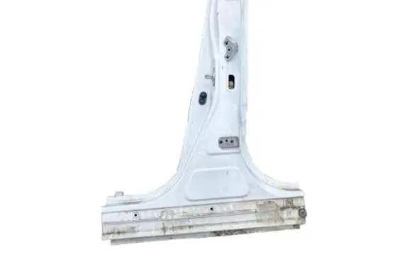 Toyota Avensis T270 Pillar (middle) 