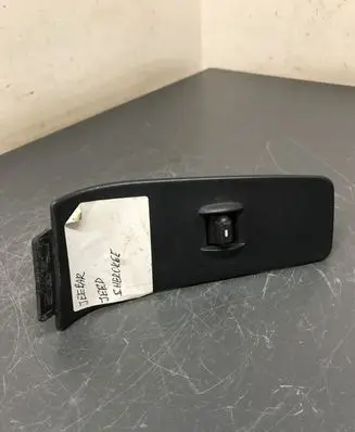 Jeep Grand Cherokee (WJ) Electric window control switch 820926