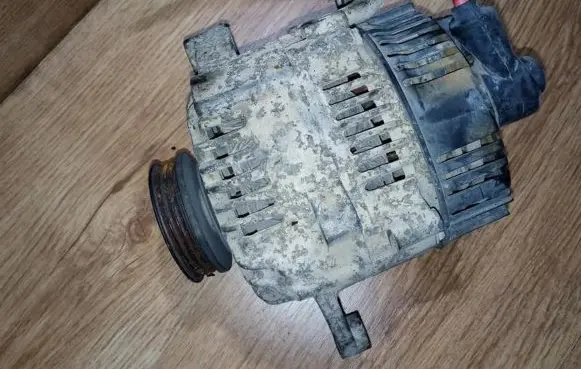 Renault Megane I Generator/alternator