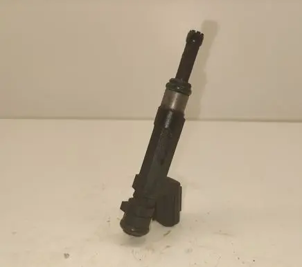 Nissan Juke I F15 Fuel injector