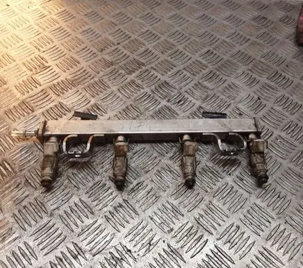 Fuel injectors set