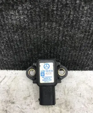 Mercedes-Benz Sprinter W901 W902 W903 W904 Air pressure sensor A0041533128 4308 16244349