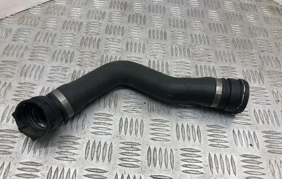 BMW 5 E60 E61 Engine coolant pipe/hose 7789742