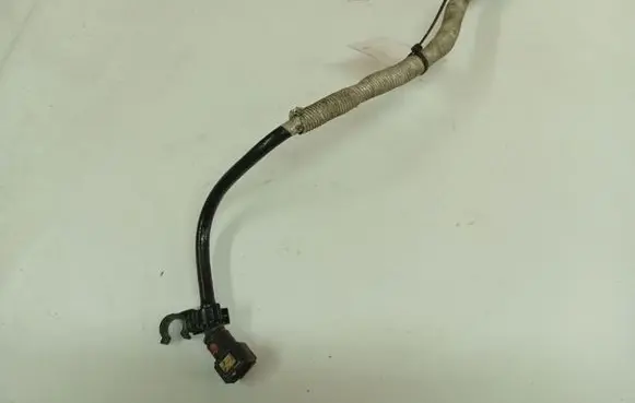 Toyota Avensis T250 Fuel line/pipe/hose