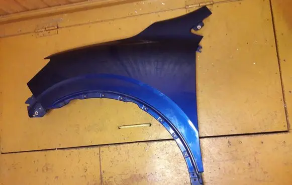 Renault Kadjar Fender 631014940R