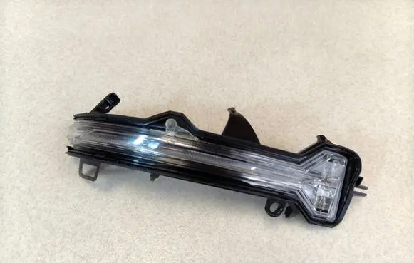 BMW 2 Active Tourer U06 Mirror indicator light 5A16107