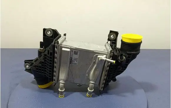 Volkswagen Crafter Intercooler radiator 04L145749Q