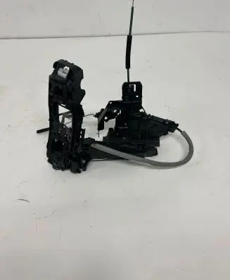 Mercedes-Benz GLC X253 C253 Front door lock A2220063999 A0997604600