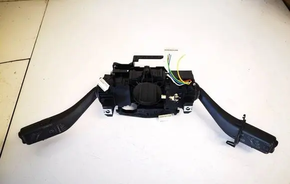 Wiper turn signal indicator stalk/switch