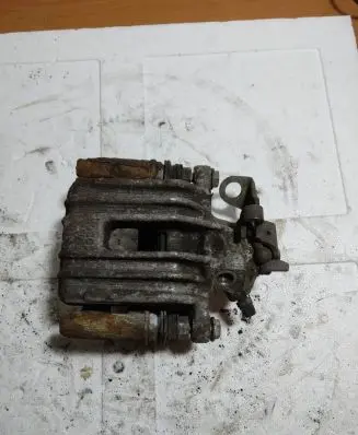 Rear brake caliper