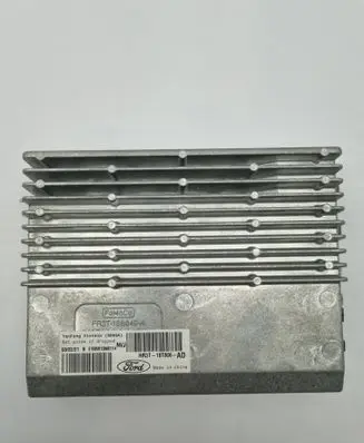 Ford Mustang VI Sound amplifier FR3T18B849A E108W13M0114 HR3T18T806AD
