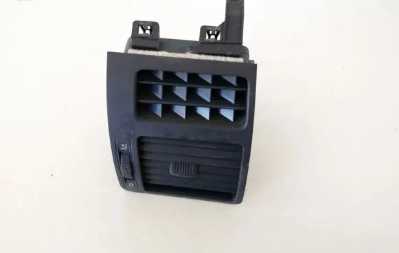 Volkswagen Touran I Dash center air vent grill 1T0819704A