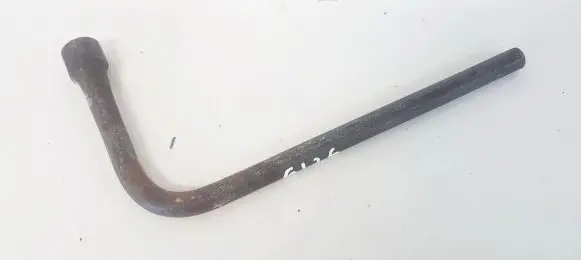 Renault Megane I Wheel nut wrench 