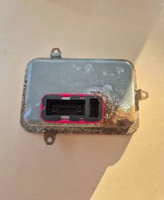 Headlight ballast module Xenon