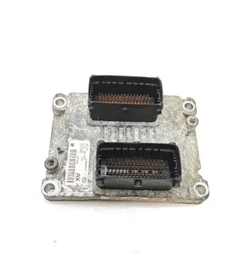 Opel Corsa D Engine control unit/module 55557933