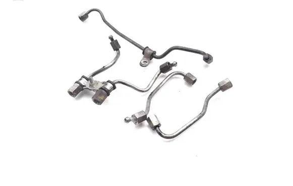Honda CR-V Fuel injector supply line/pipe 