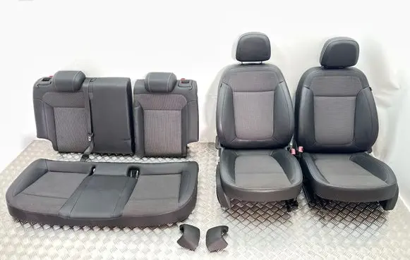 Seat set