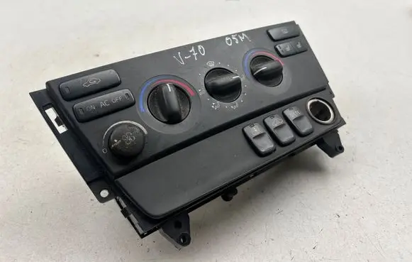 Volvo V70 Climate control unit 30746021 MU271500022