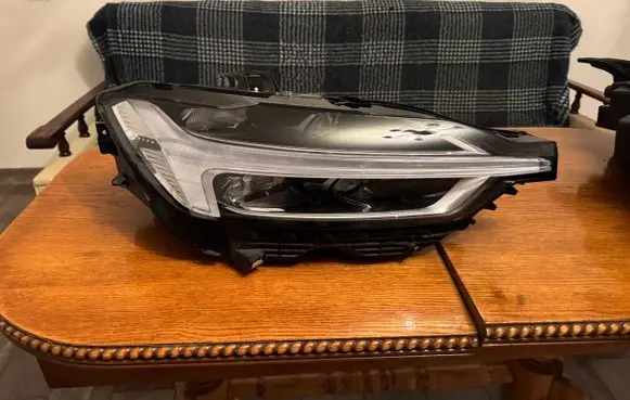 Volvo XC60 Headlight/headlamp 31420412 400000011426983